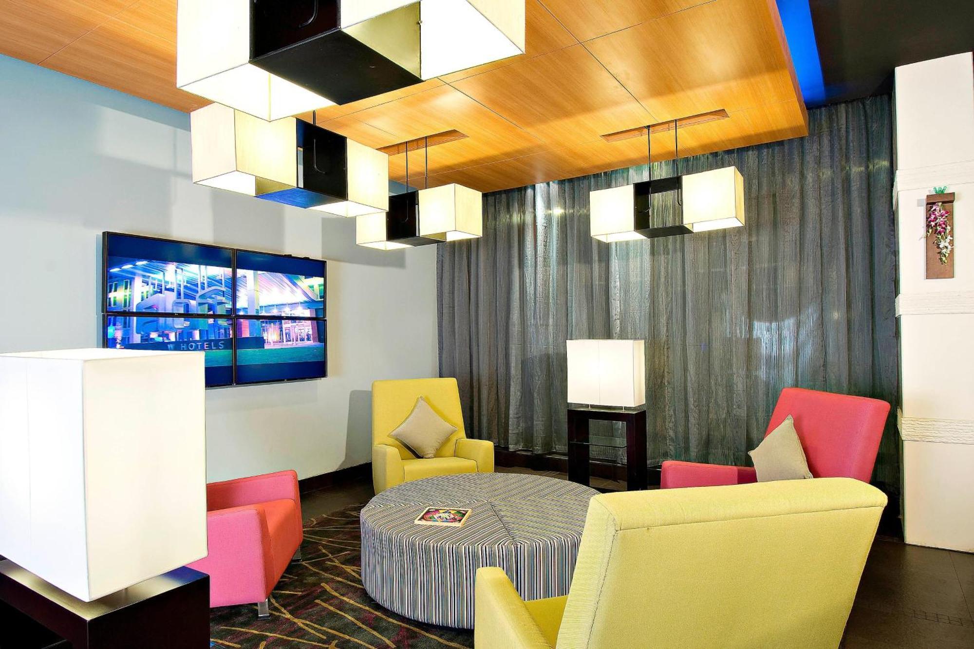 Aloft Bengaluru Whitefield Hotel Exterior foto